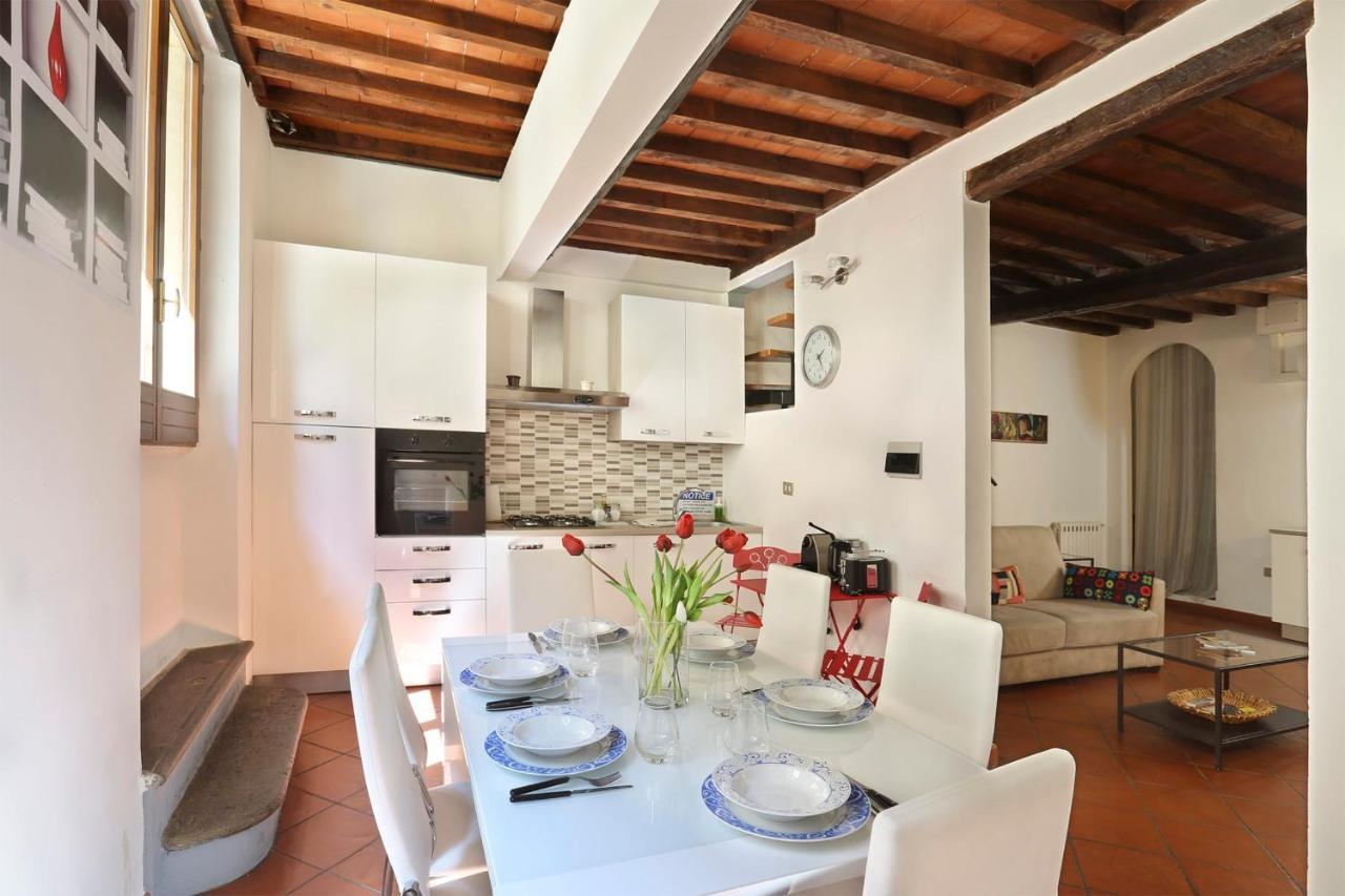 Tornabuoni Apartment- Hosted By Sweetstay Florence Luaran gambar
